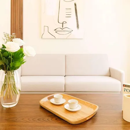 - Family For 4 * Paryż