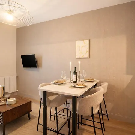 - Family For 4 Apartmán